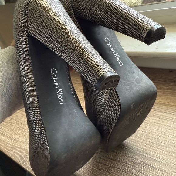 Calvin Klein Gray Platform Heels - Picture 3 of 6